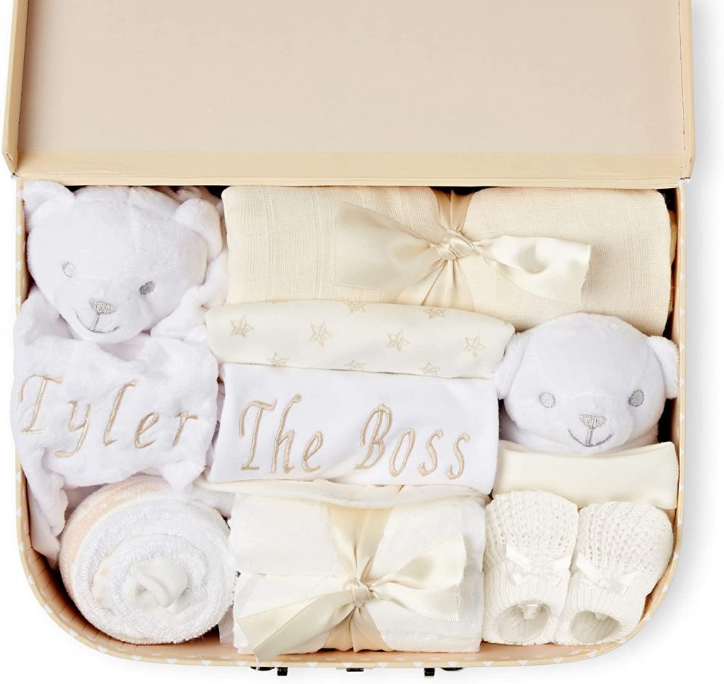 Personalised Baby Gifts - Gender Reveal Baby Keepsake Box with 9 Baby Gifts and 2 Personalised Items