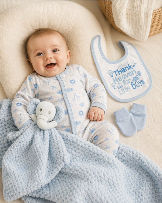 Blue , 9CL24-B , Lifestyle Shot ,

Baby wearing the cotton sleepsuit and holding the blue elephant comforter