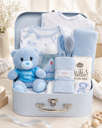 Blue , 9CM23-B , Hero Shot ,

Baby essentials gift set in a blue keepsake case with bodysuit, bib, socks, muslin, teddy bear and Johnson's bubble bath
