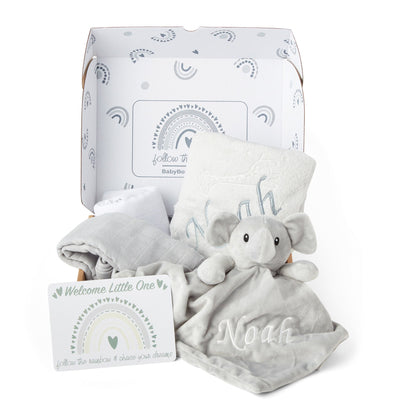 Personalised Baby Gift Set Includes Baby Shower Gifts with Personalised Comforter, Personalised Fleece Baby Blanket, 2 x Muslin Clothes & Gift Card - Grey