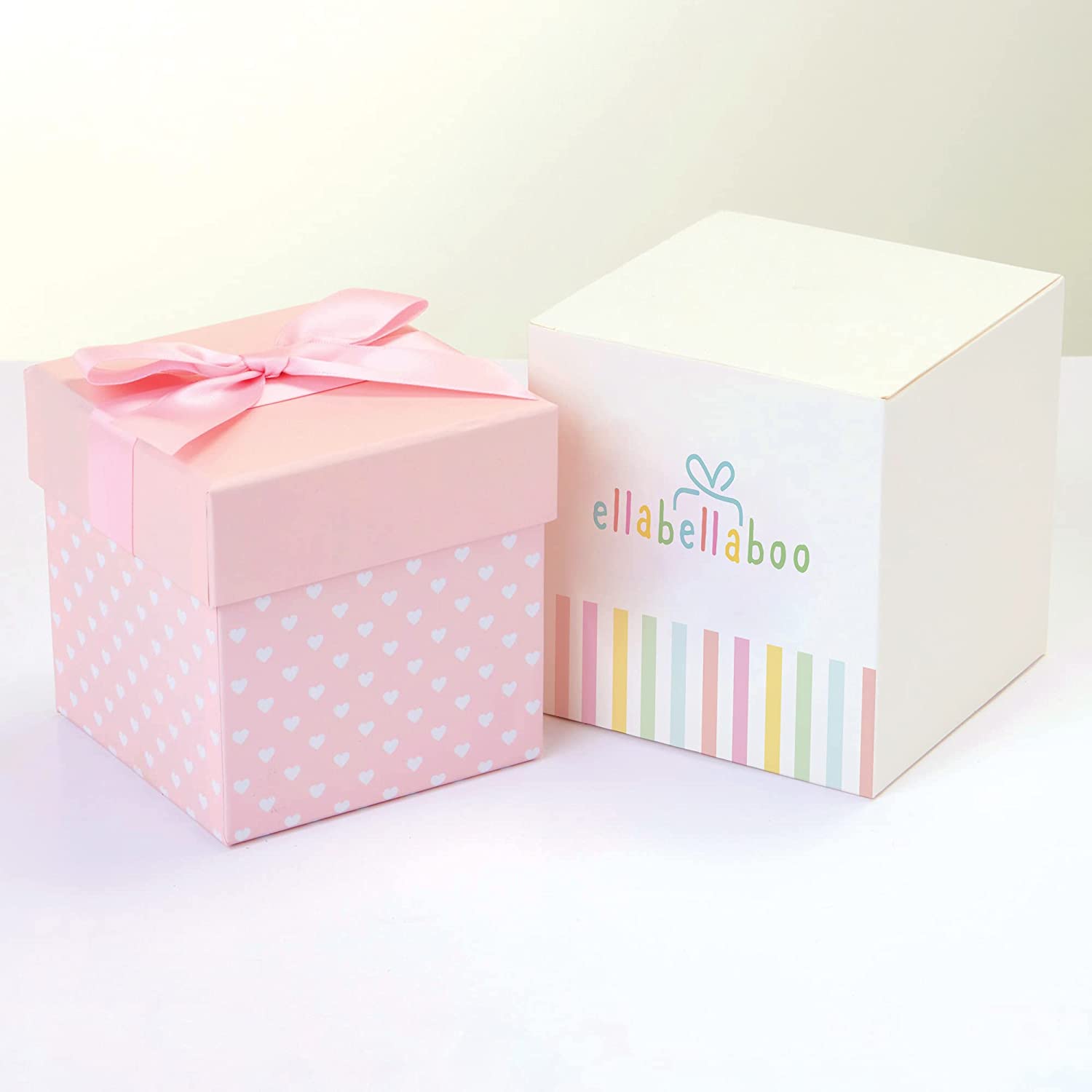 Baby Girl Gifts – Gift Box Personalised Pink Bib with Other Essential Baby Clothes