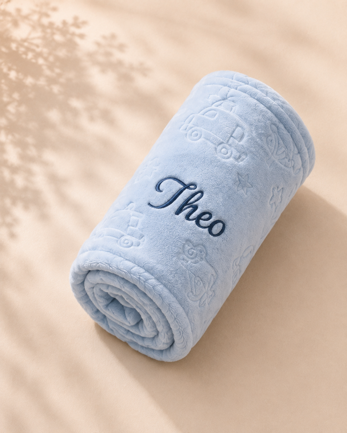Blue - EMB - 9PZ305-B-EMB - Close-up of the blue flannel blanket with embroidered personalisation