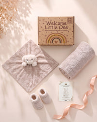 Biscuit - 9PZ305-BI - Biscuit gift box shown open and flat with the character comforter, matching flannel blanket and bootees