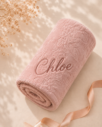 Dusty Pink - EMB - 9PZ305-DP-EMB - Close-up of the dusty pink flannel blanket with embroidered personalisation