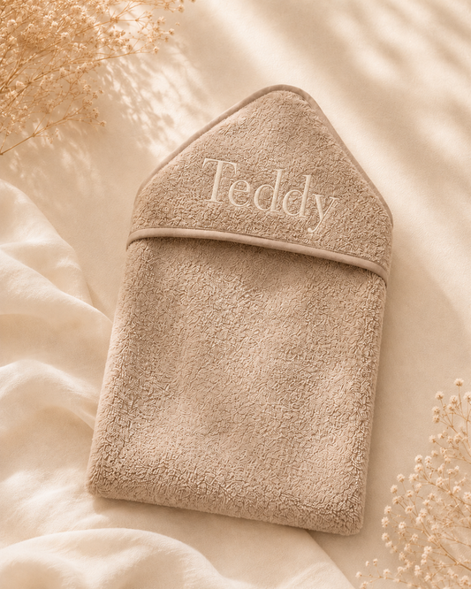 Coffee - EMB - 9PZ51-COF-EMB - Close-up of the coffee hooded towel with embroidered personalisation